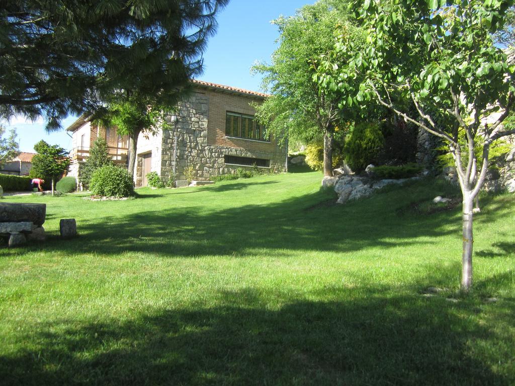 La Ladera Villa Hoyos del Espino Szoba fotó